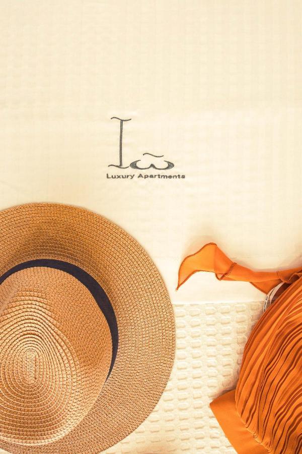 Io Luxury Pool & Hot Tub Suites Preveza Exterior foto