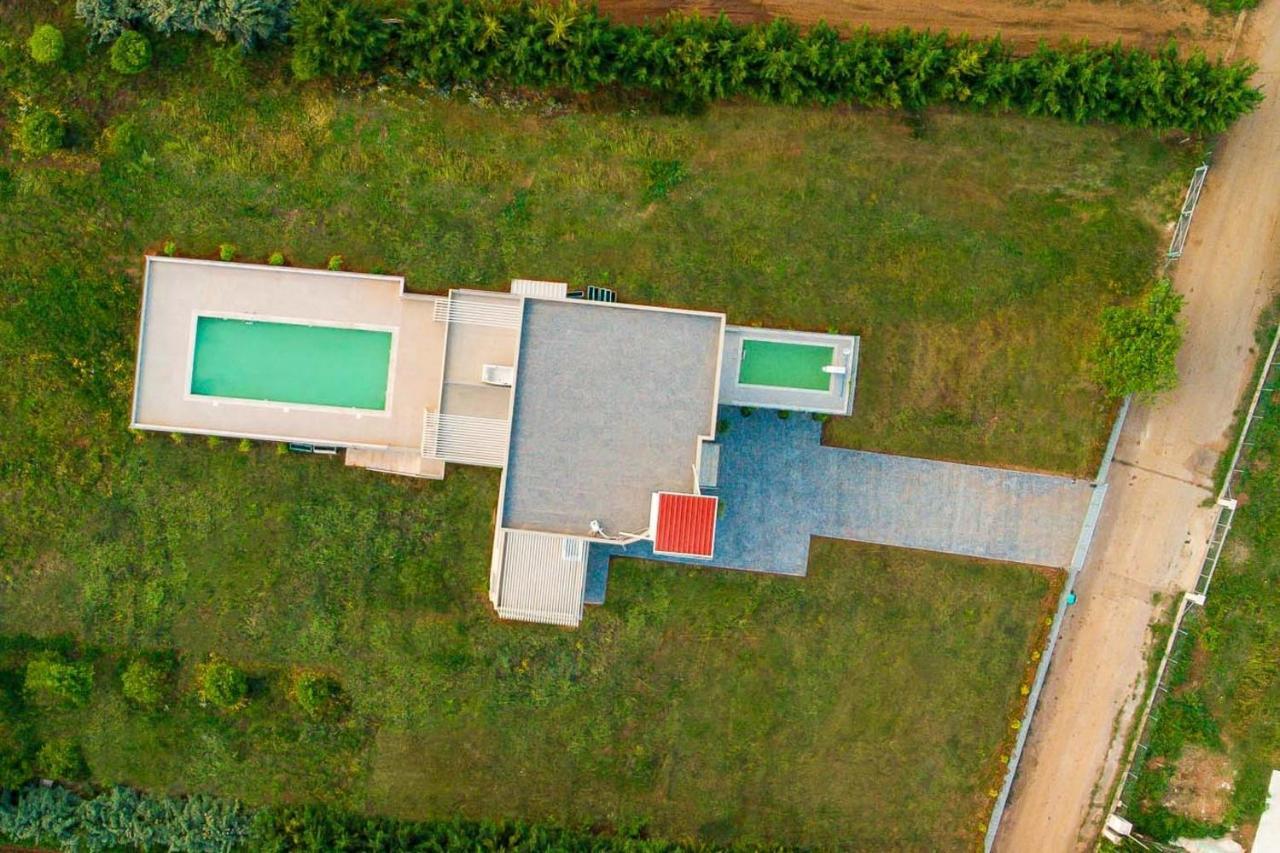 Io Luxury Pool & Hot Tub Suites Preveza Exterior foto